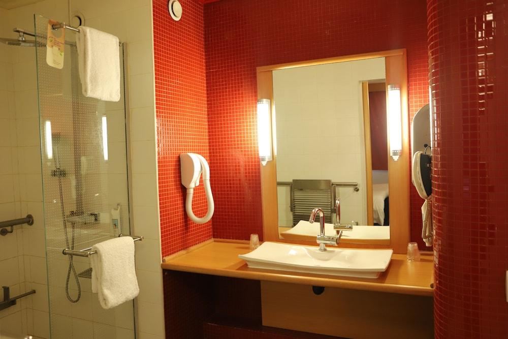 ไอบิส อบิดจัน ปลาโต Hotel อาบีจาน ภายนอก รูปภาพ