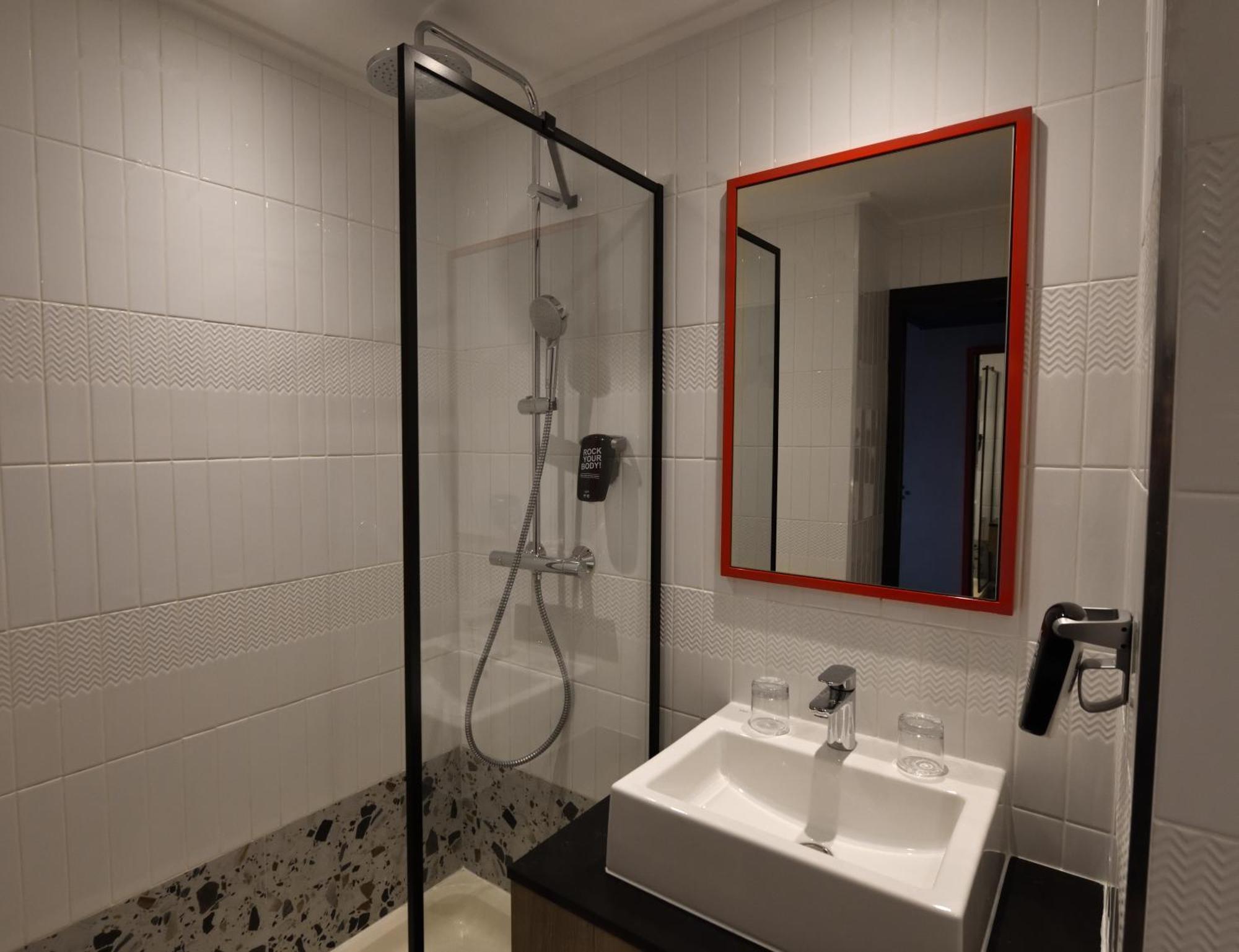 ไอบิส อบิดจัน ปลาโต Hotel อาบีจาน ภายนอก รูปภาพ
